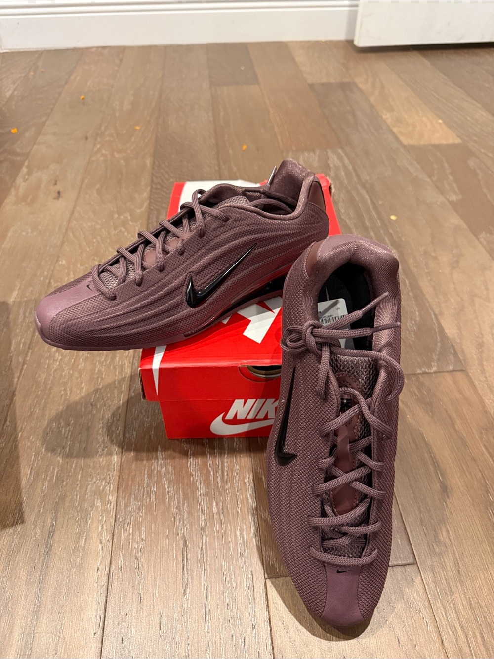 Nike Men's Burgundy Sneakers with Black Swoosh